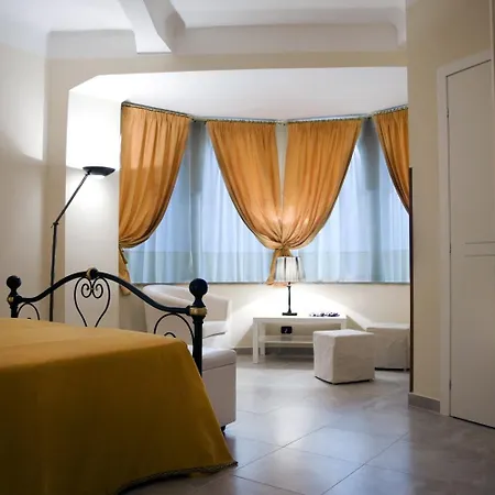 Lepanto Couette-café 4*