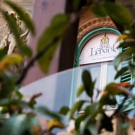 فندق مبيت وإفطار Lepanto 4*
